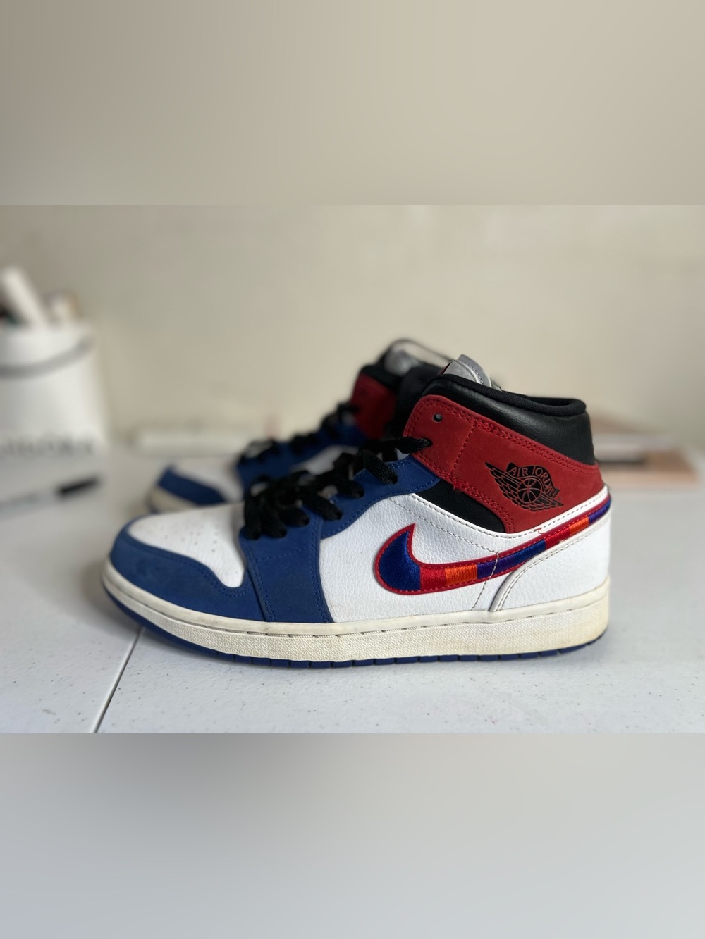 Nike Air Jordan 1 Mid SE "Multicolor Swoosh" Women’s sneaker 8.5 Red White Blue
